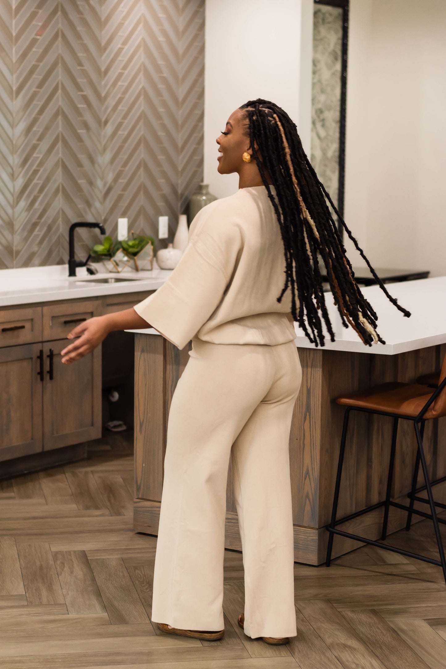 Apricot Sleeve Knit Sweater with Knit Flare Pants Set