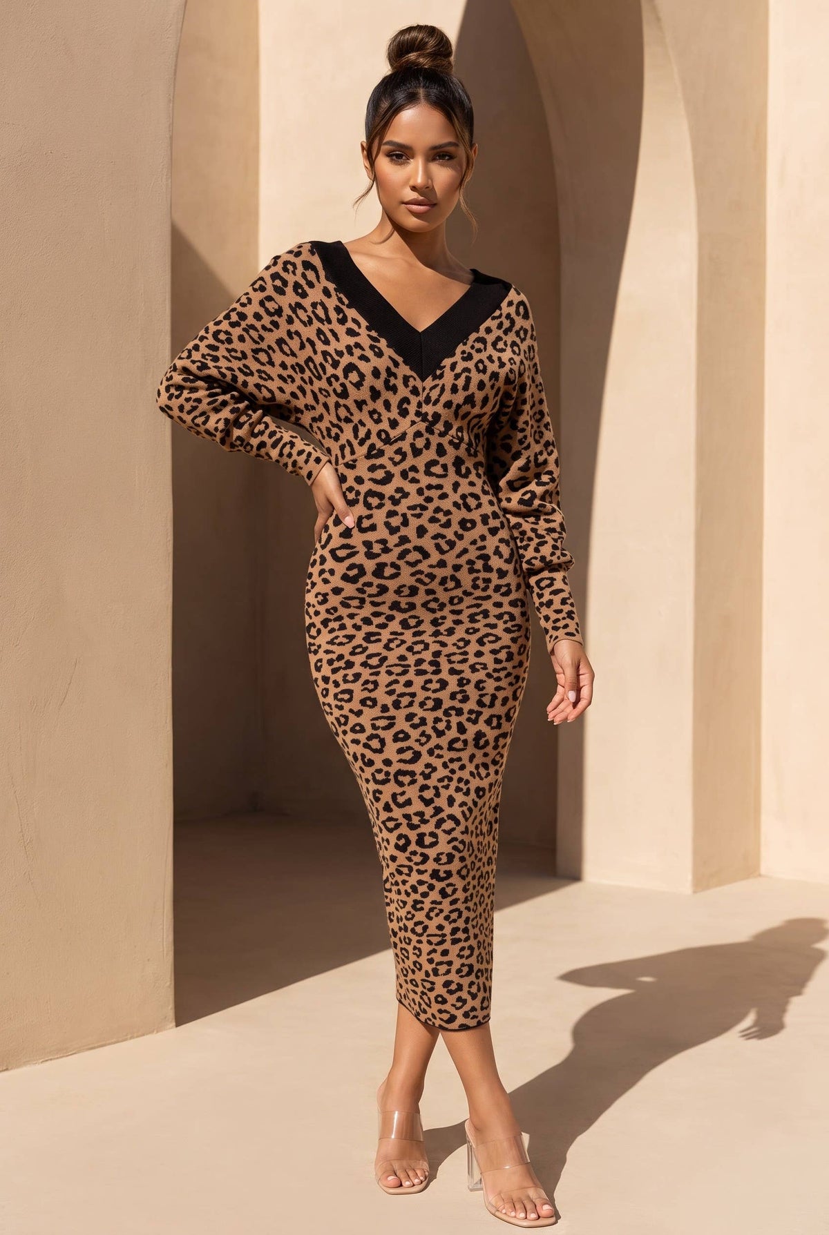 DEEP V KIMONO SLV SWEATER DRESS: ANIMAL / S